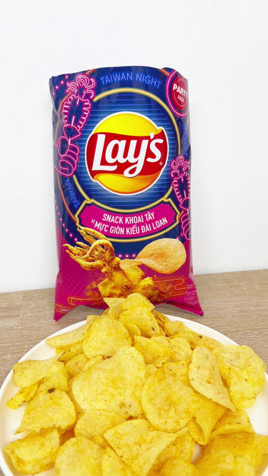 Lays snacks khoai tay Muc gion loan